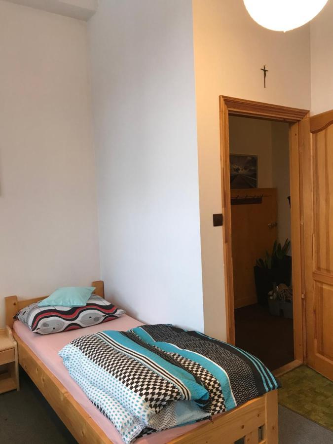 זקופאנה A3Apartament 2 Pokojowy Aneks Kuchenny 2 Lazienki Wlasne Na Korytarzu Villa Jumper Pobyt Na Termach Dla 2 Osob Gratis מראה חיצוני תמונה