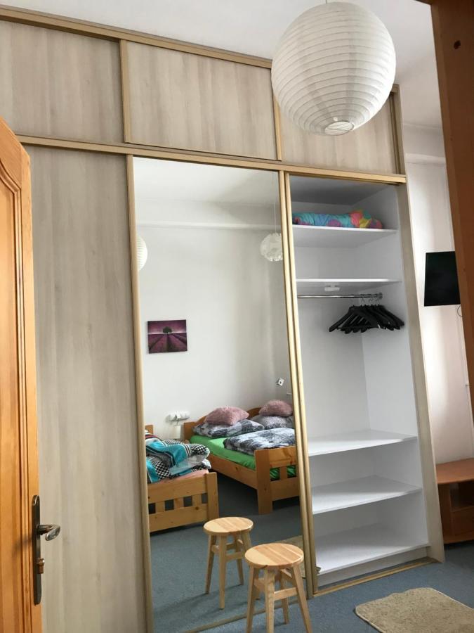 זקופאנה A3Apartament 2 Pokojowy Aneks Kuchenny 2 Lazienki Wlasne Na Korytarzu Villa Jumper Pobyt Na Termach Dla 2 Osob Gratis מראה חיצוני תמונה
